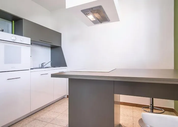 Casa Fiori Vila *